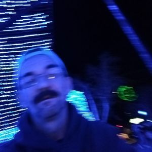 Meet your Posher, Thomas